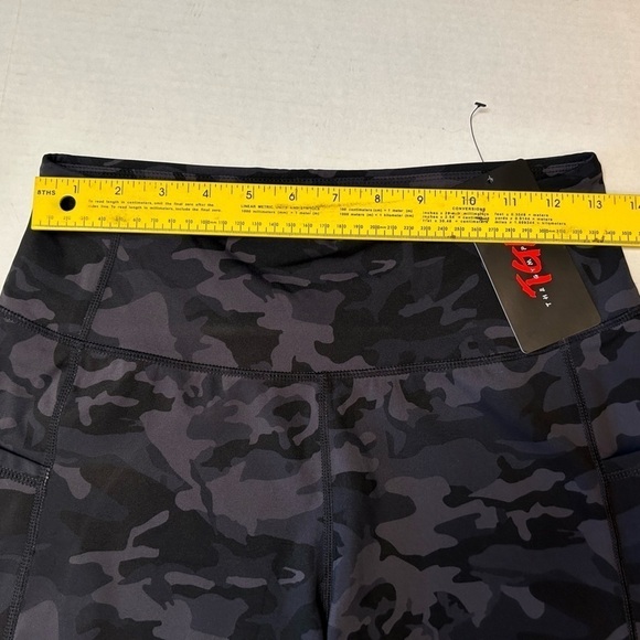 The Gym People TGP black camouflage workout shorts with pockets NWT Sz-M R20 - Picture 7 of 11